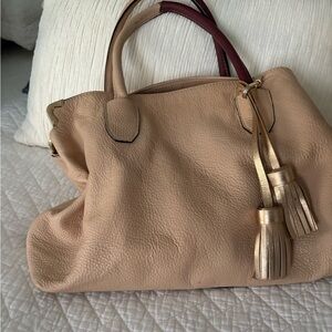 Innue Pink Leather Handbag